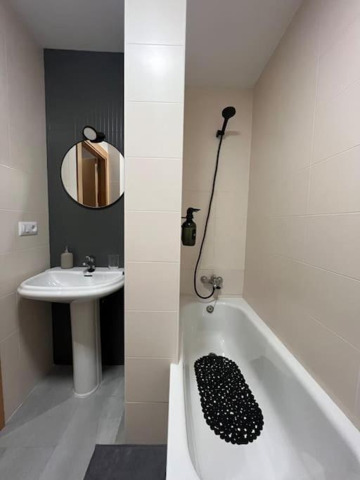 Apartamento El Picu Кольянсо Экстерьер фото