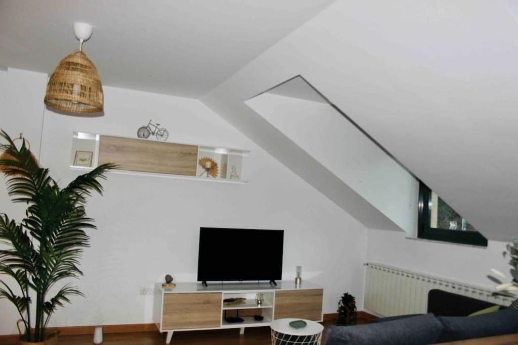 Apartamento El Picu Кольянсо Экстерьер фото